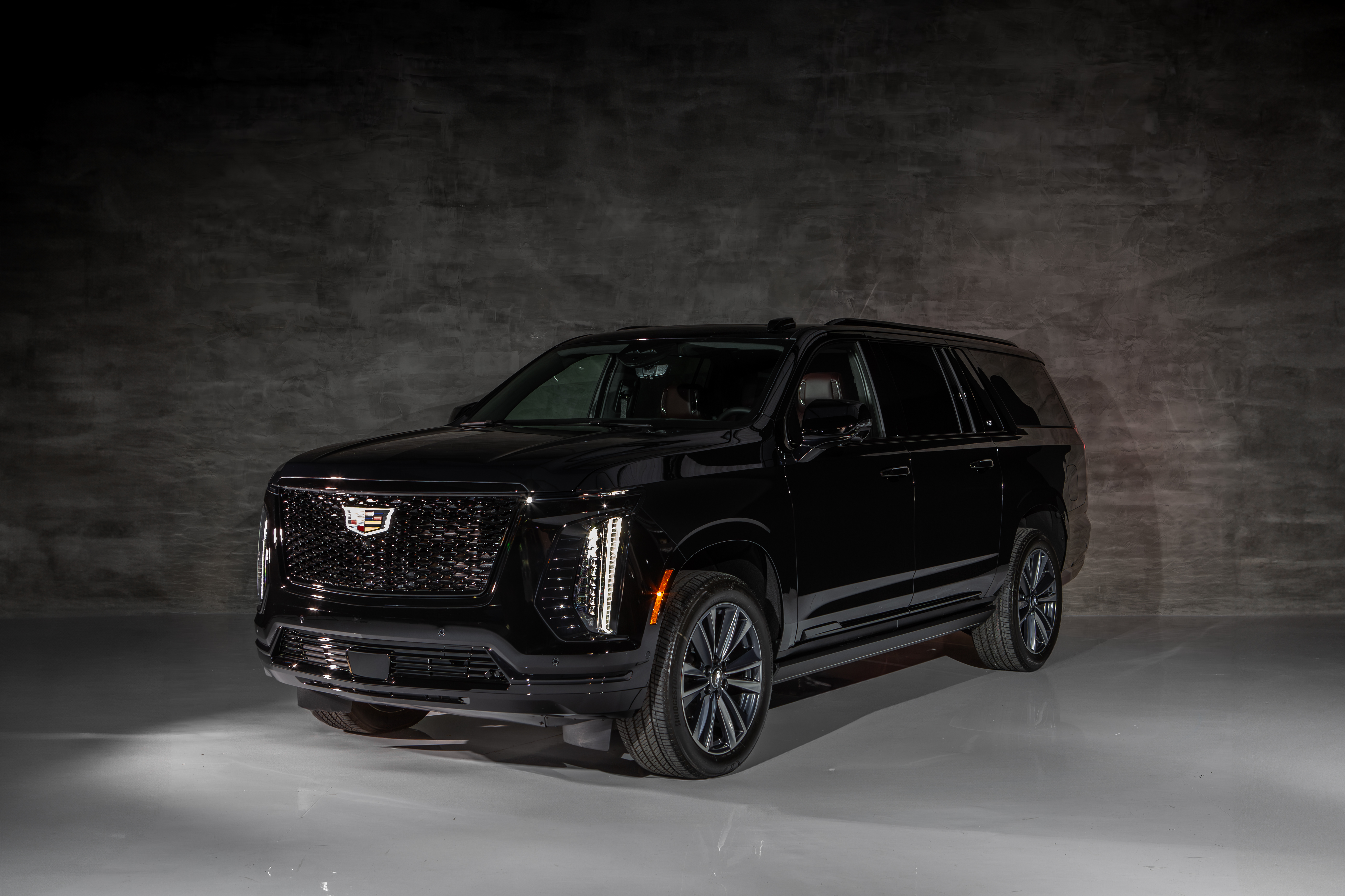 CADILLAC_ESCALADE_2025-1