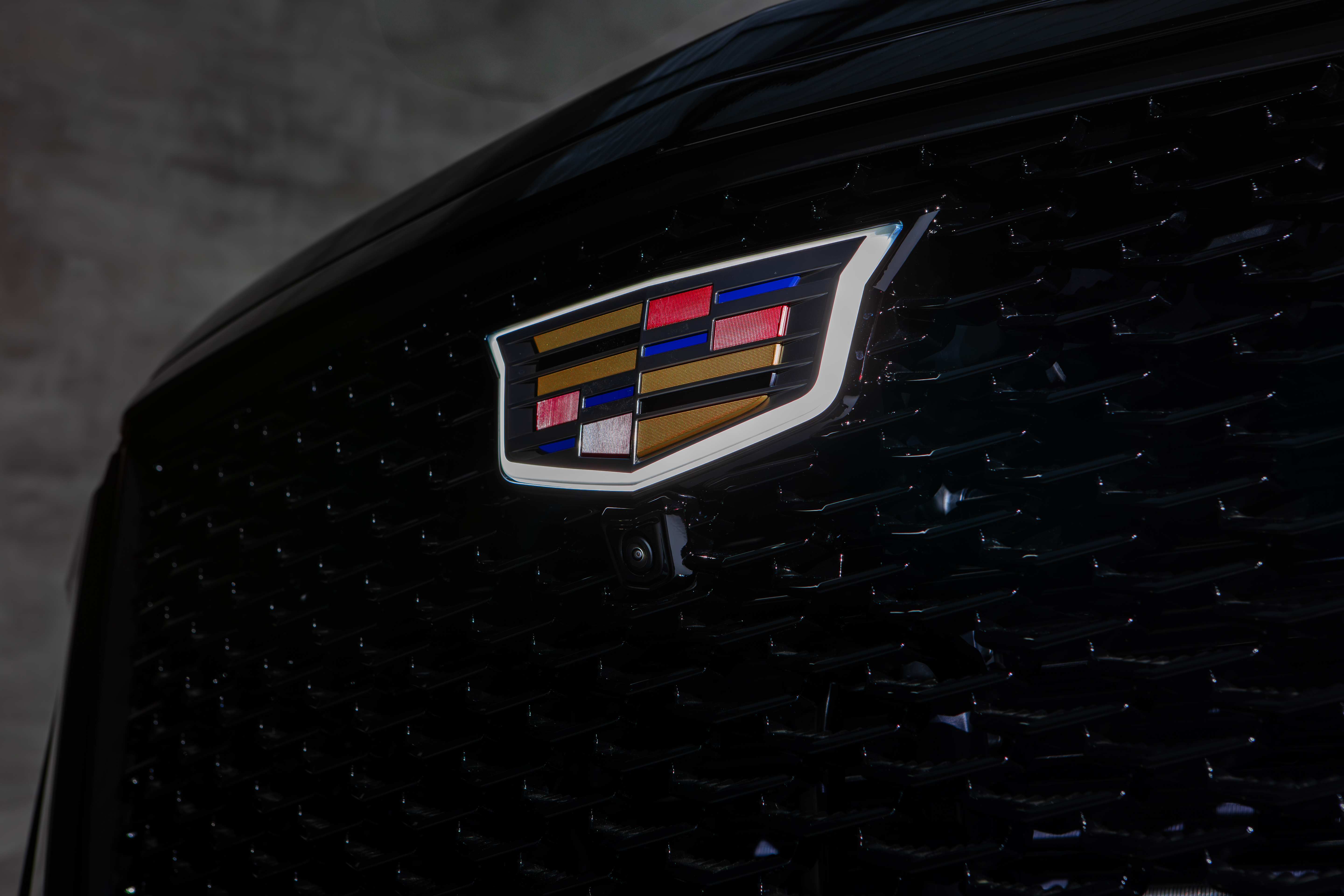 CADILLAC_ESCALADE_2025-10