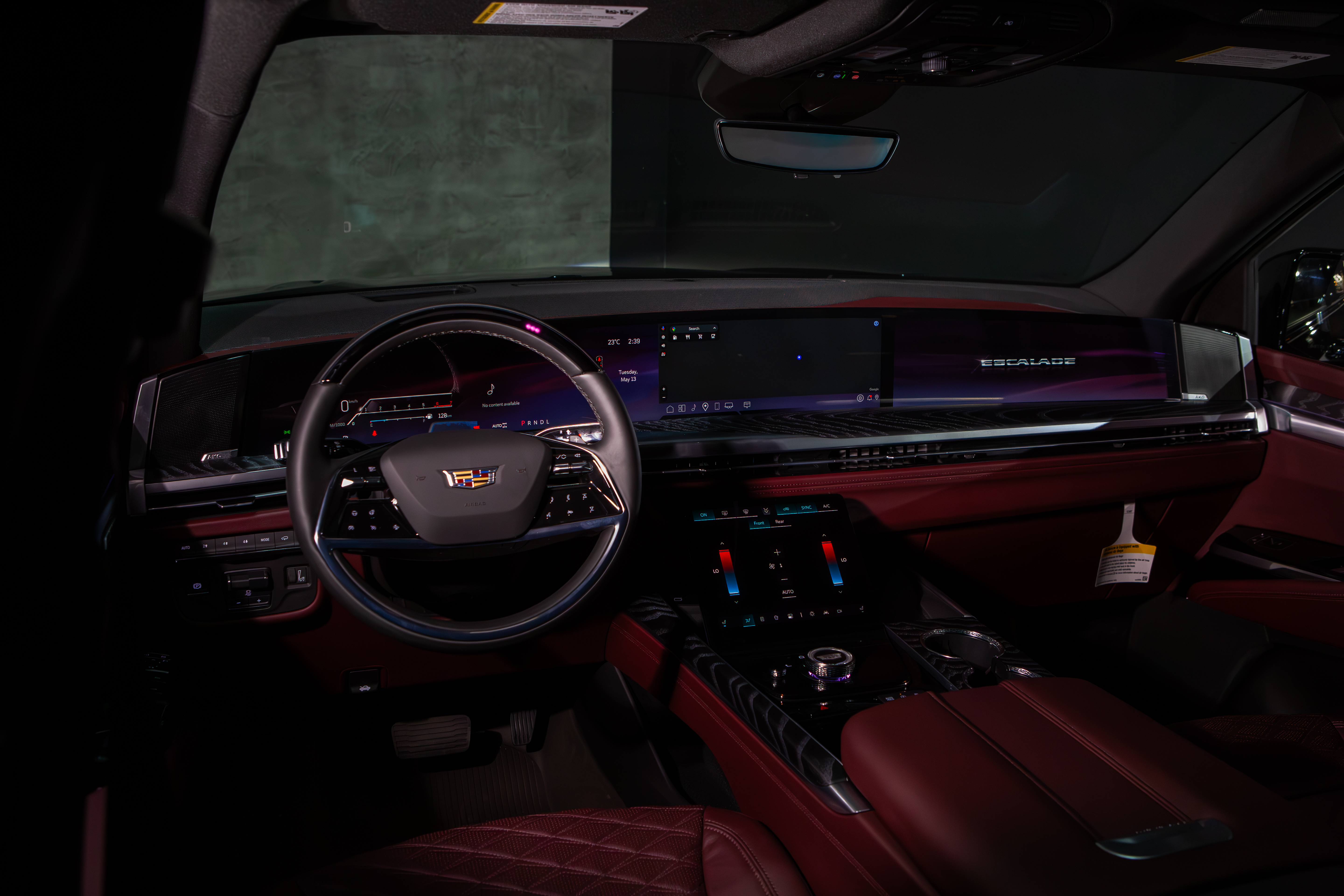 CADILLAC_ESCALADE_2025-29