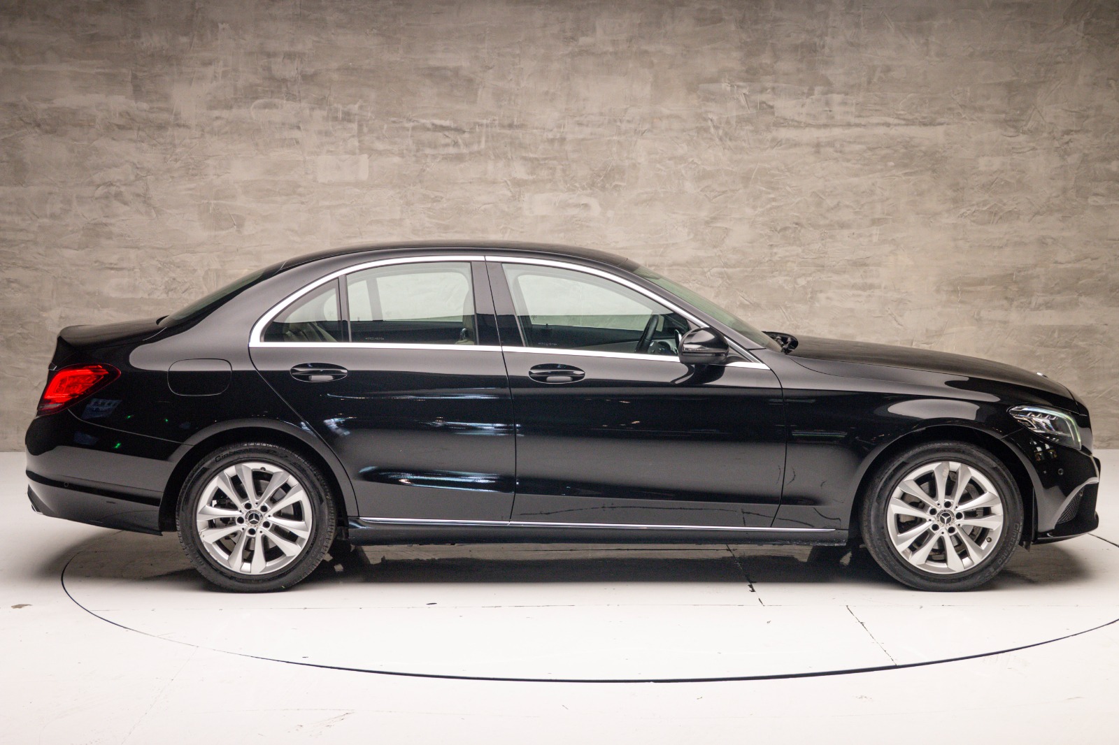 WhatsApp Image 2025-10-07 at 13.45.19 (3)