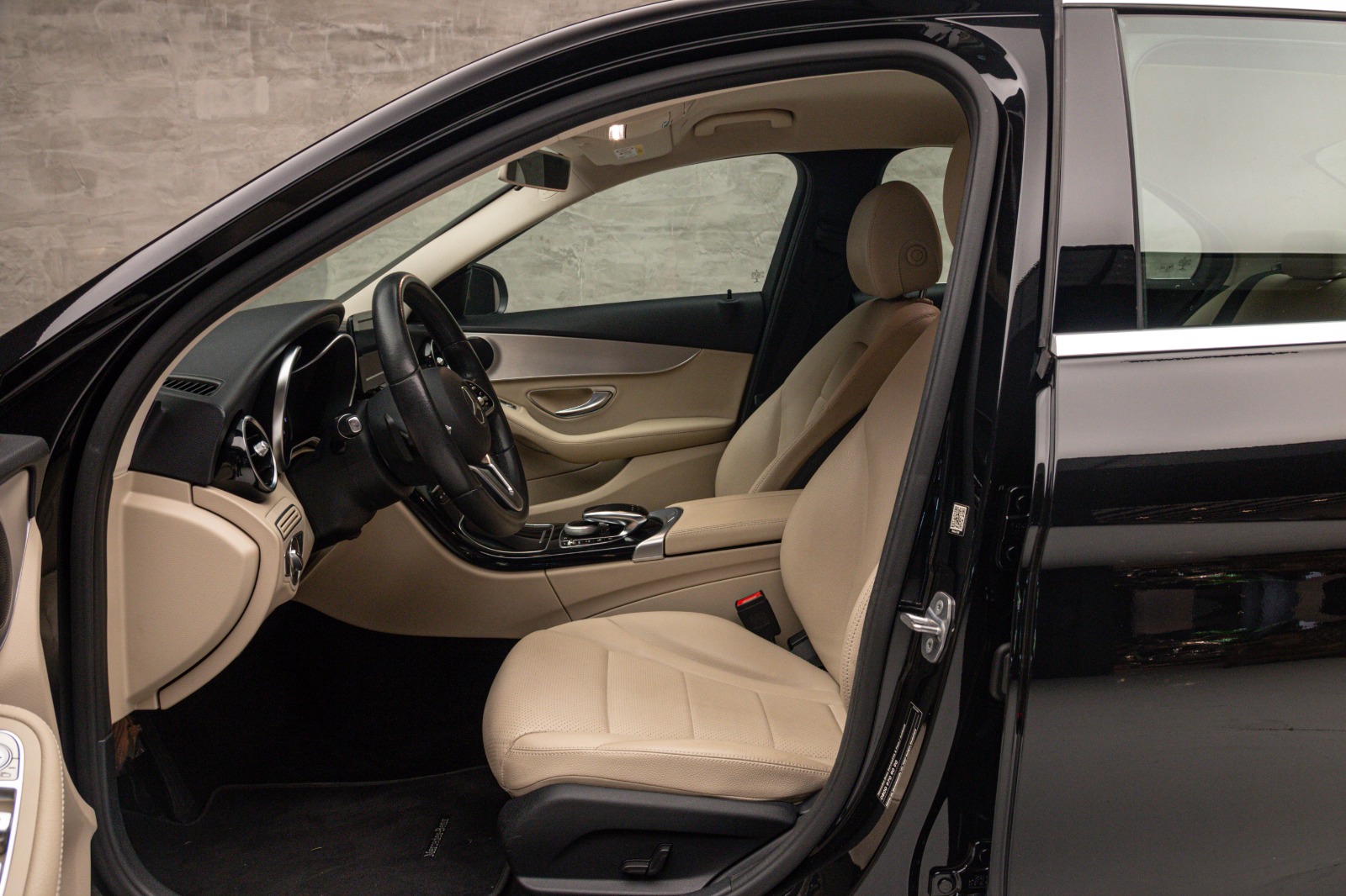 WhatsApp Image 2025-10-07 at 13.45.22 (2)