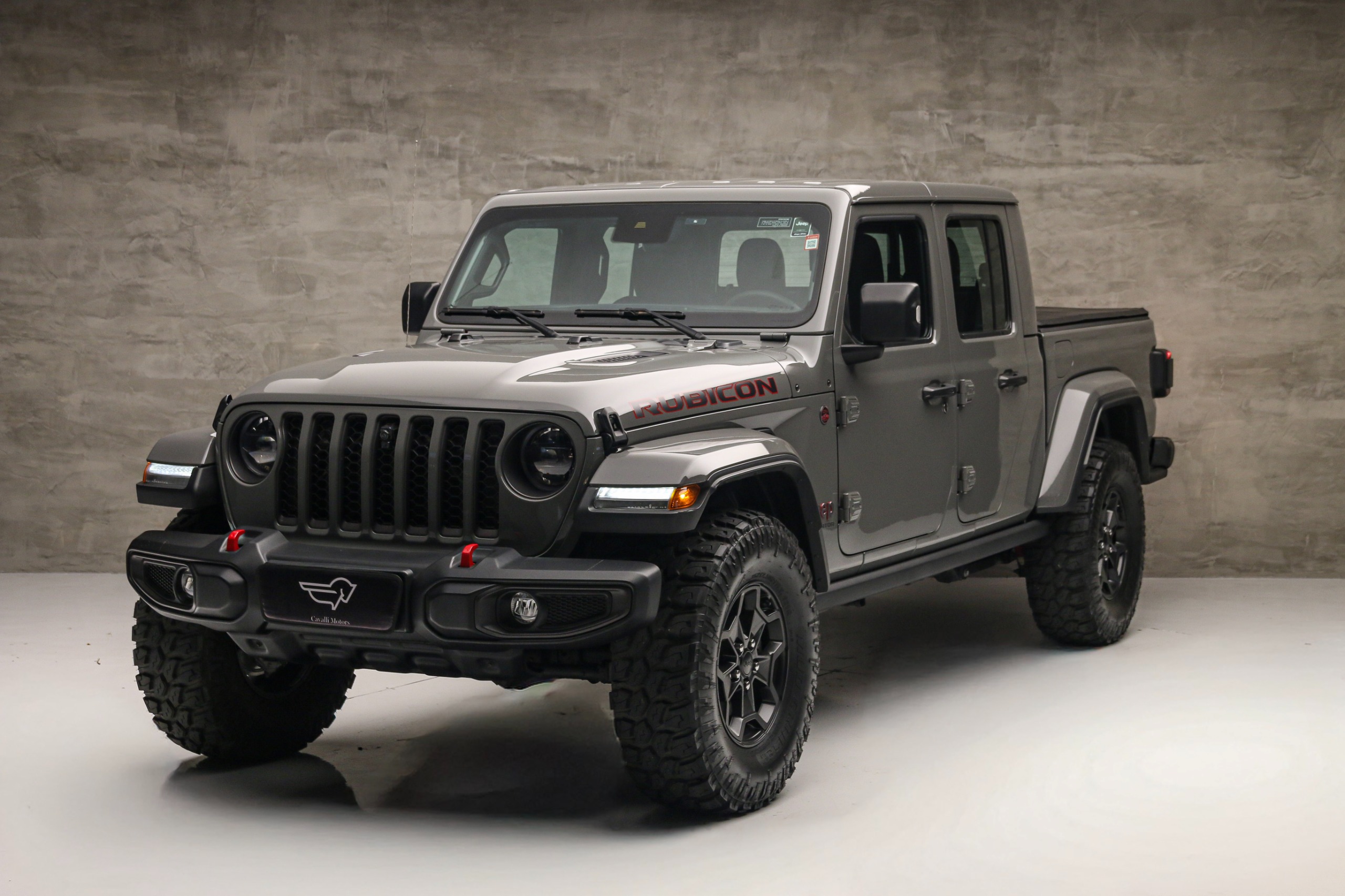 WhatsApp Image 2025-10-13 at 17.08.52