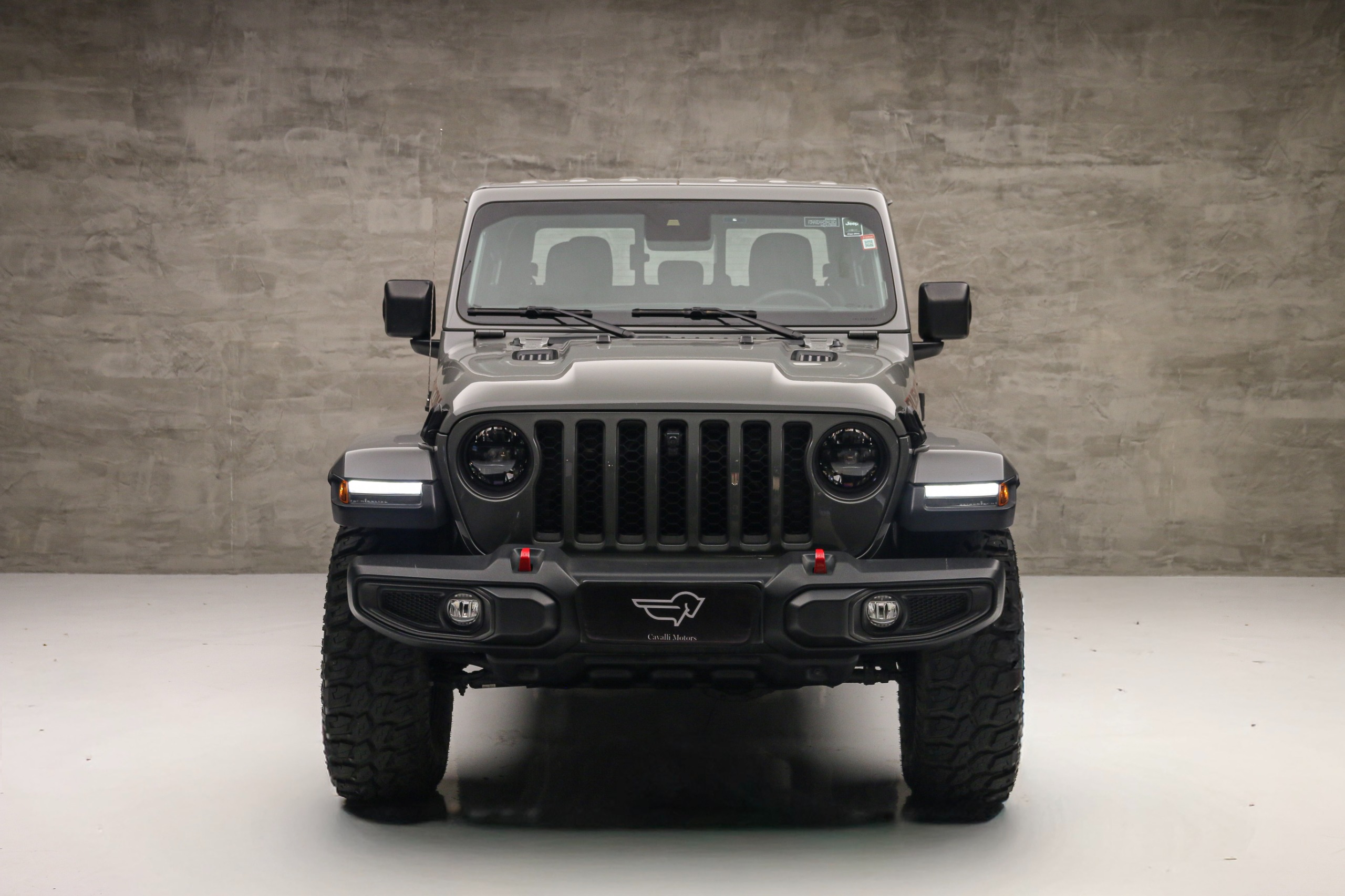 WhatsApp Image 2025-10-13 at 17.08.53