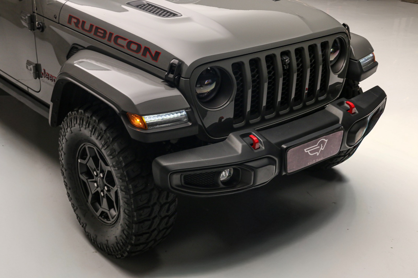 WhatsApp Image 2025-10-13 at 17.09.00