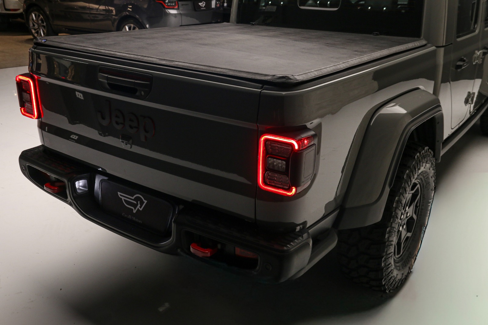 WhatsApp Image 2025-10-13 at 17.09.02