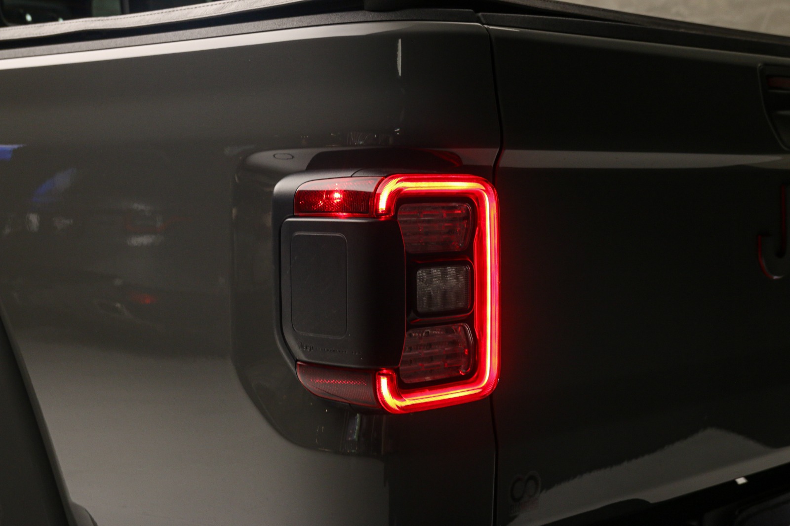 WhatsApp Image 2025-10-13 at 17.09.03