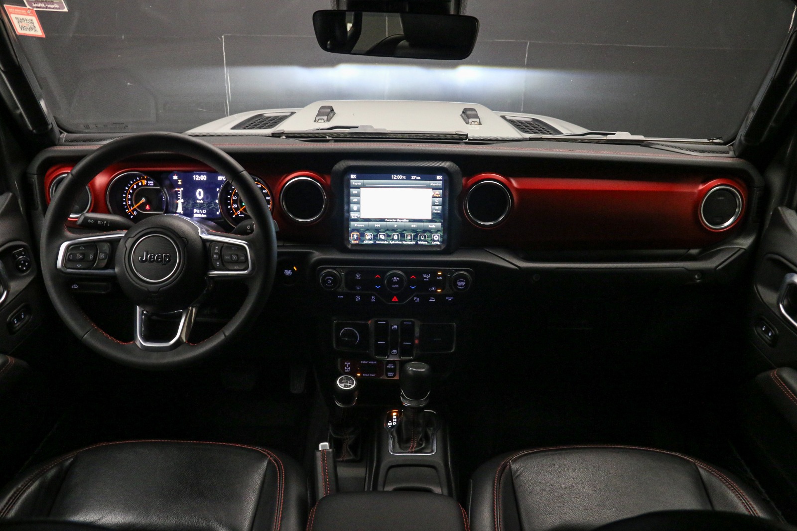 WhatsApp Image 2025-10-13 at 17.09.06