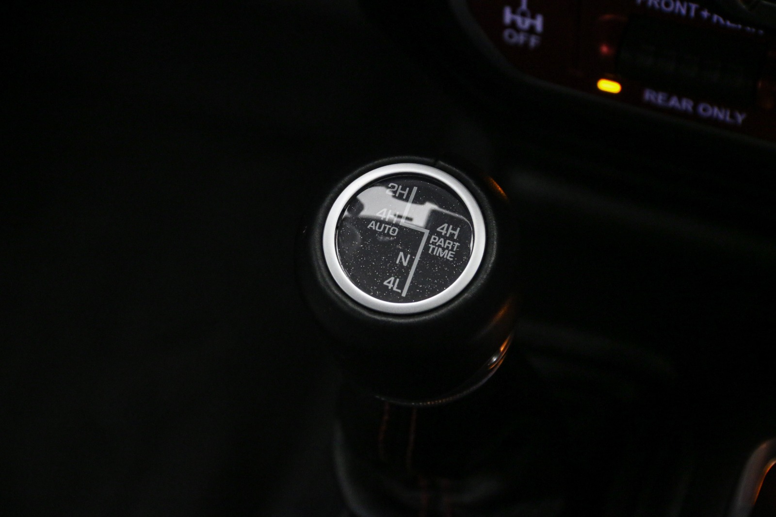 WhatsApp Image 2025-10-13 at 17.09.08 (1)