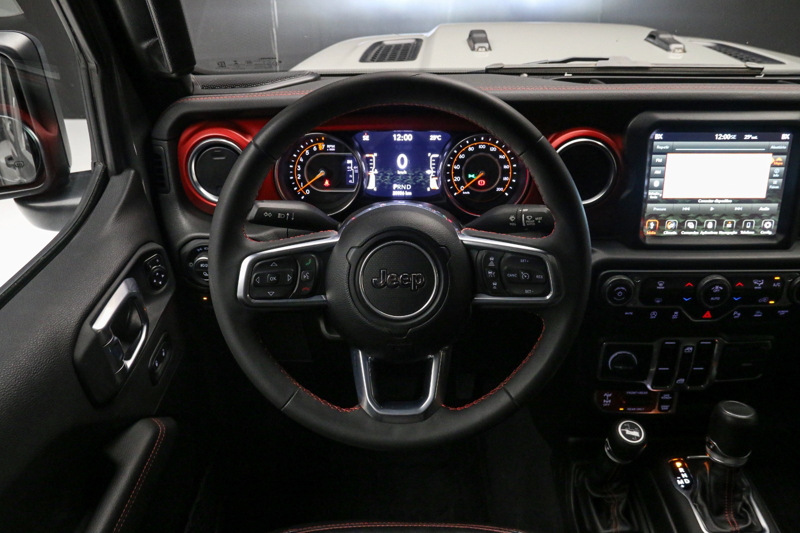 WhatsApp Image 2025-10-13 at 17.09.08