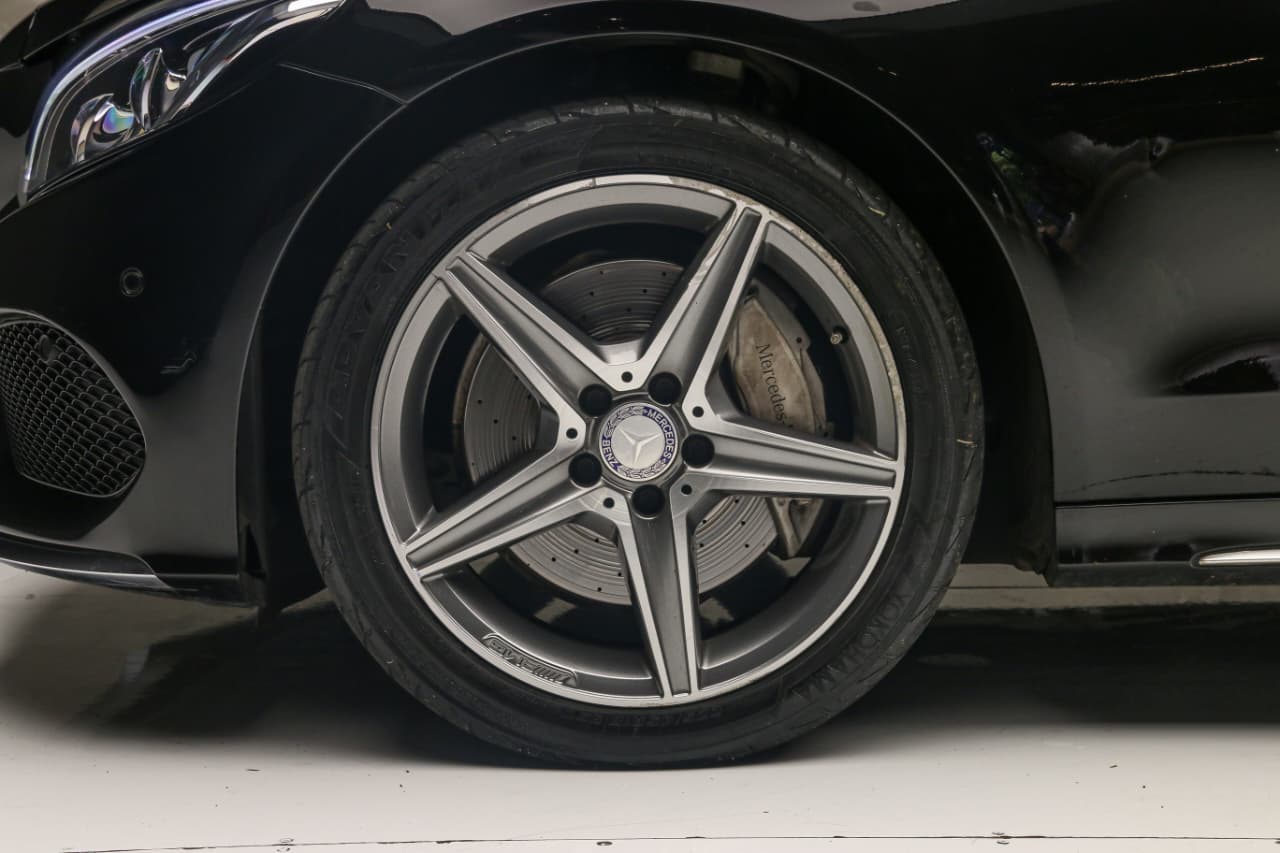 WhatsApp Image 2025-11-03 at 09.30.43