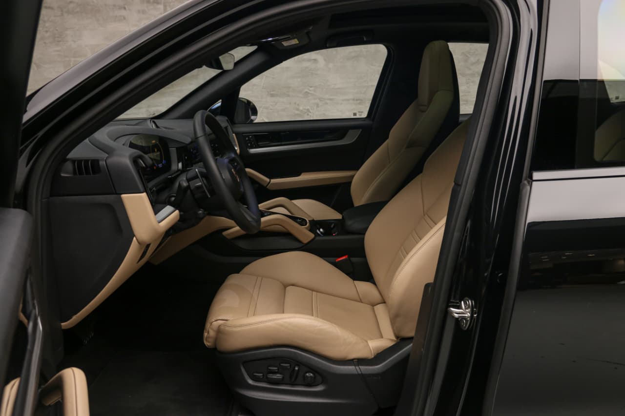 WhatsApp Image 2025-10-01 at 21.09.30 (1)