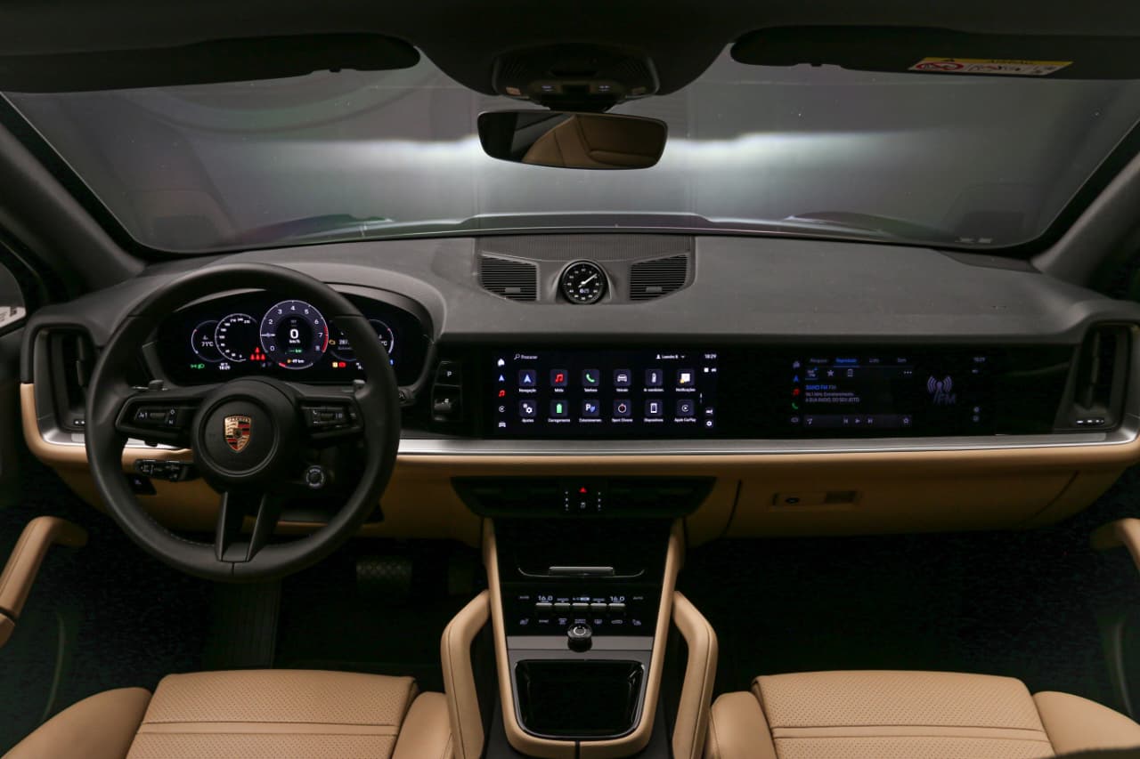 WhatsApp Image 2025-10-01 at 21.10.01