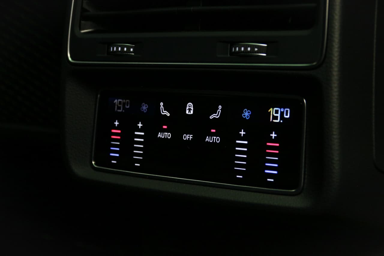 WhatsApp Image 2025-12-03 at 11.17.14