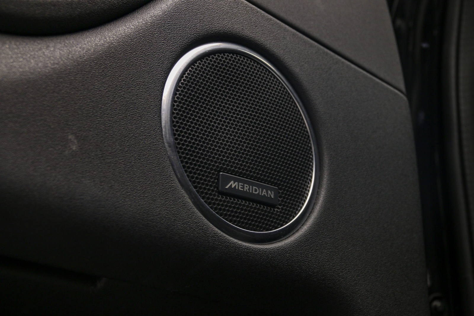 WhatsApp Image 2025-12-08 at 11.44.36 (1)